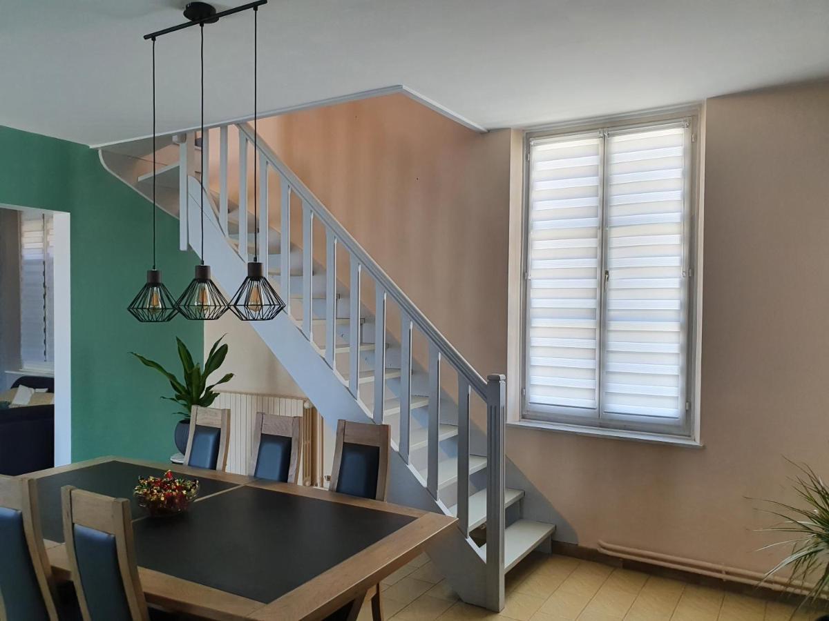 Maison A Colombages Norrois Bagian luar foto